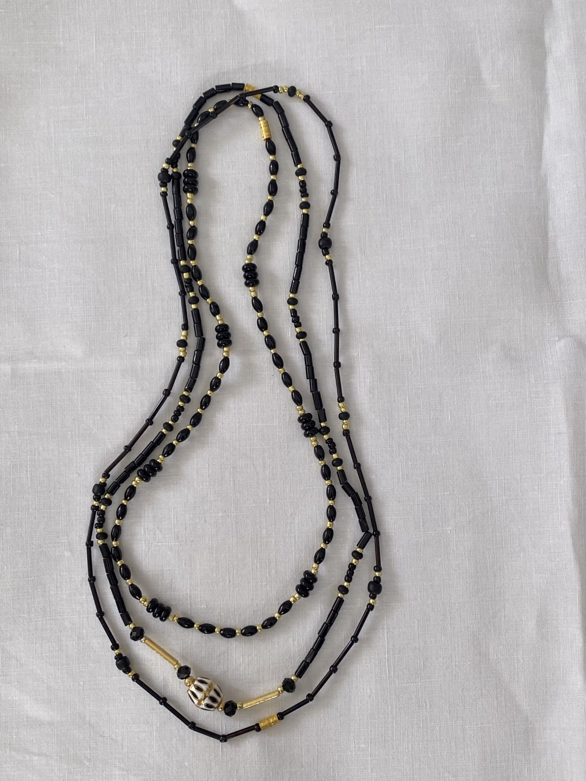 Collar Versátil y Cómodo